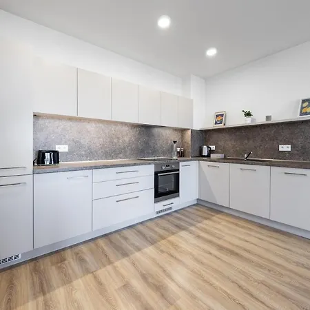 Skylineview - Modern & Free Parking * Bratysława