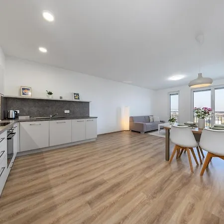 Apartmán Skylineview - Modern & Free Parking